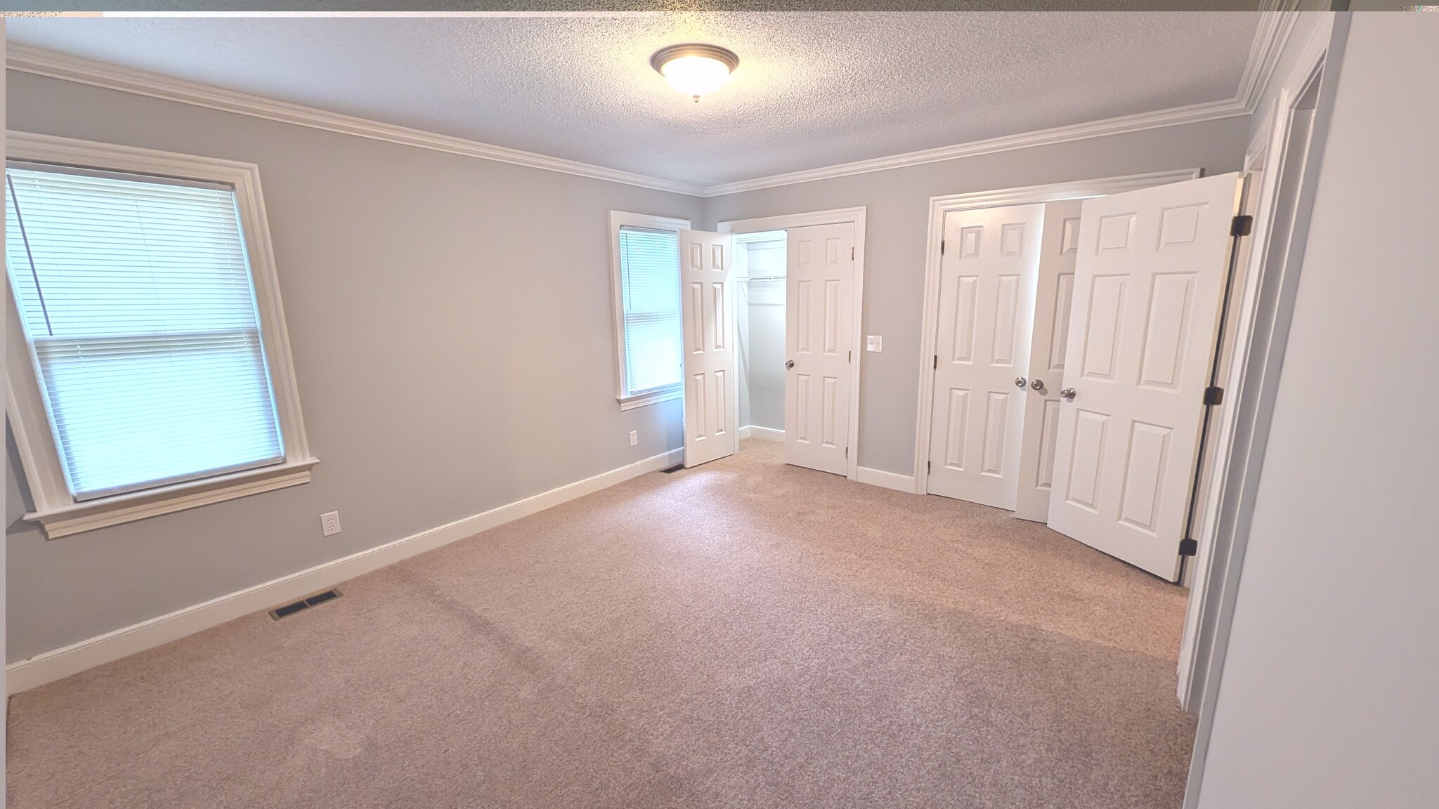 Master Bed with his and her closets - 318 Olde Towne Dr