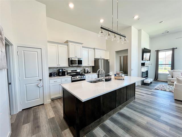 Building Photo - 2621 Chablis Dr