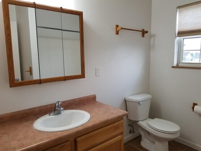 Building Photo - 1408 Wyoming St