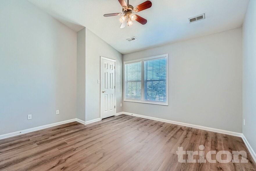 Building Photo - 11626 Lioness St