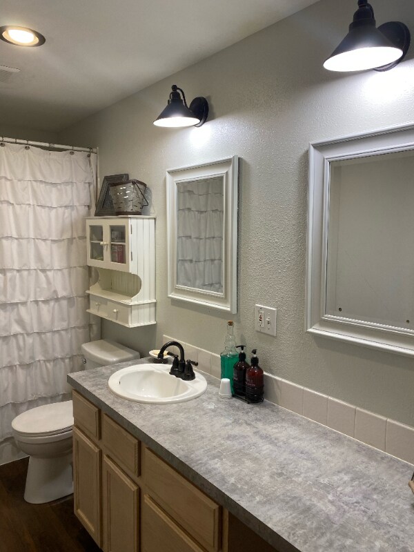 Building Photo - 1406 Glen Haven Dr