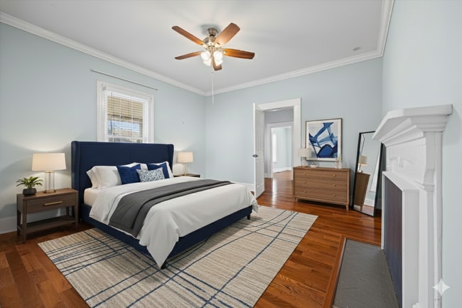 Building Photo - 512 Banks St