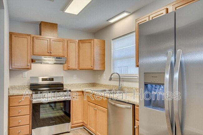 Building Photo - 3408 Princess Ct