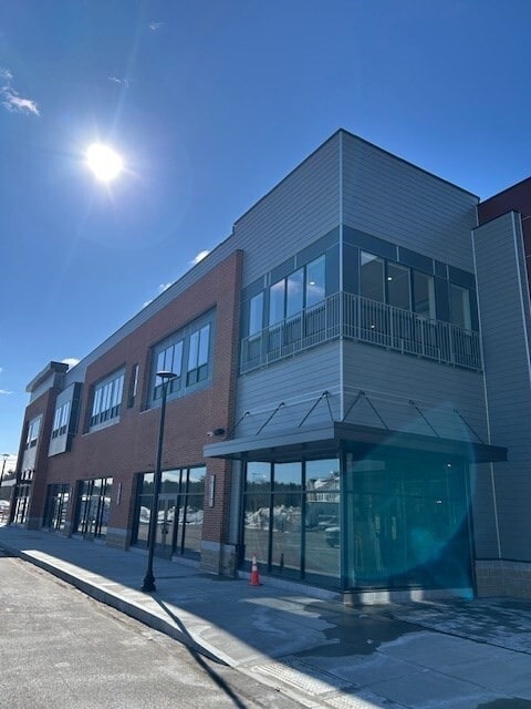 Building Photo - 148 Old Post Rd