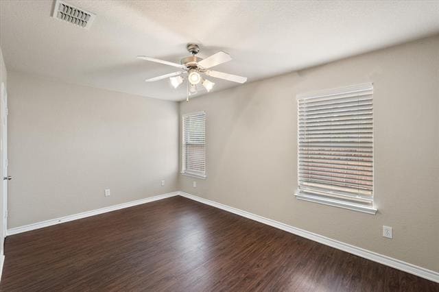 Building Photo - 1513 Millbrook Dr