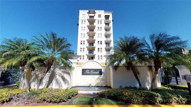 Primary Photo - 9021 SW 94th St