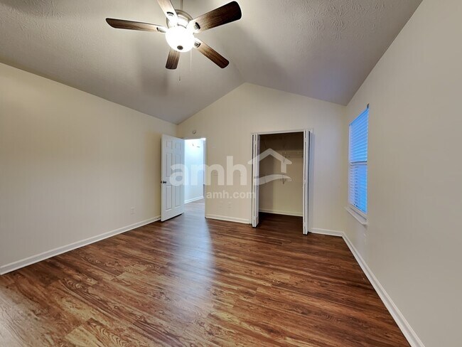 Building Photo - 4618 Noah Overlook W