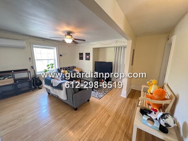 Primary Photo - 625 Marshall Ave