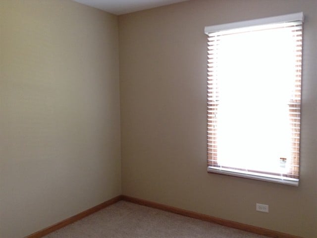 Building Photo - 24905 Vermette Rd