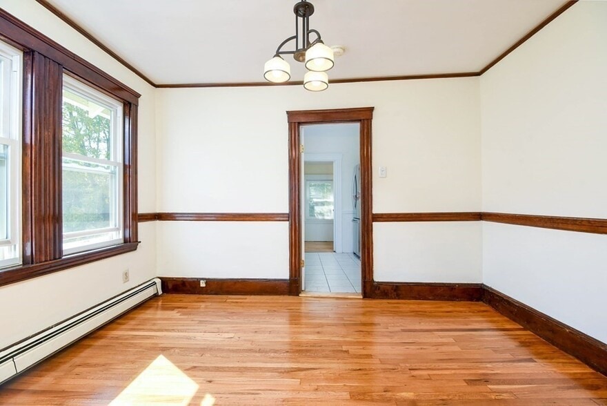 Dining Room - 59 Goodenough St