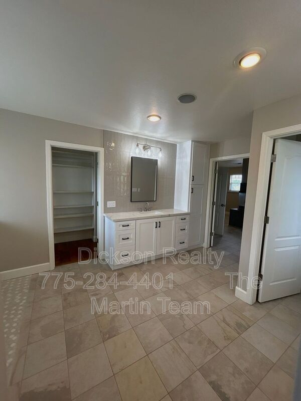 Building Photo - 3149 Gladiola Ct