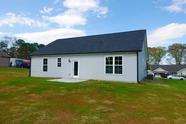 Building Photo - 202 Turkey Trot Rd