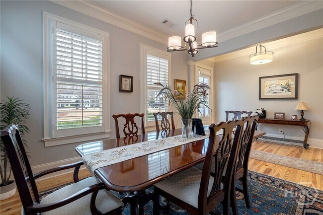 Building Photo - 3530 Greenleffe Dr