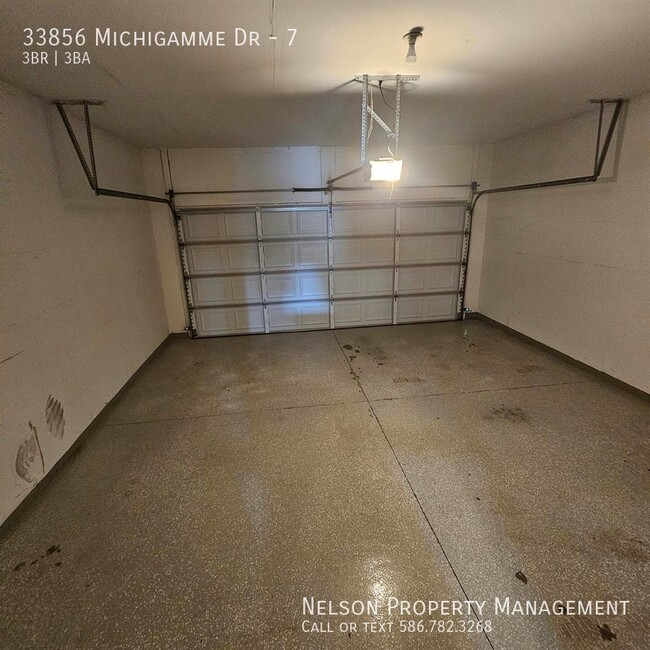 Building Photo - 33856 Michigamme Dr