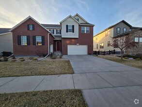 Building Photo - Spacious 4 Bedroom Single Family Home