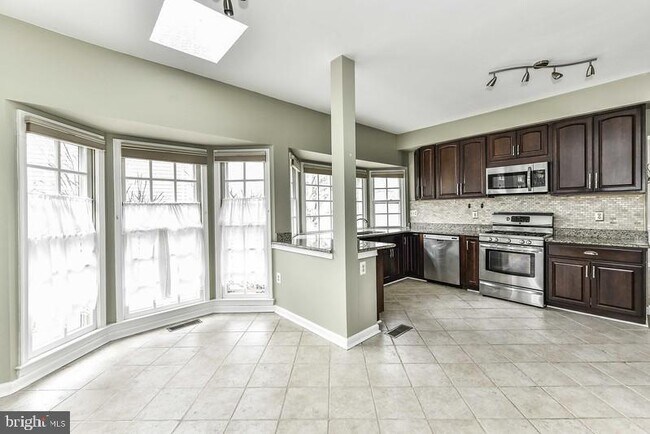 Building Photo - 14709 Muddy Creek Ct