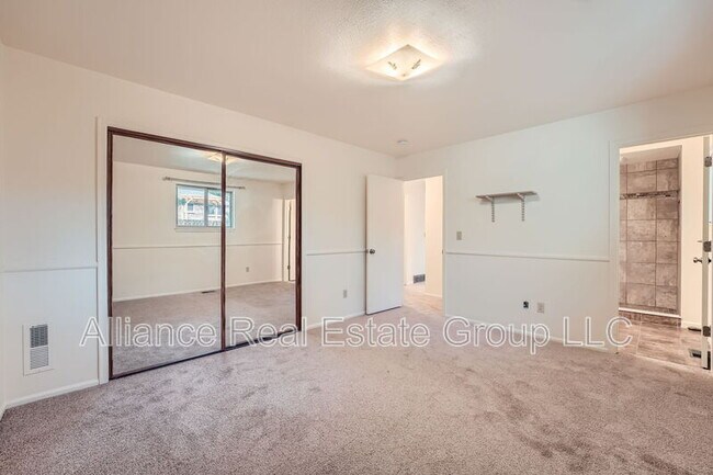 Building Photo - 4653 S Cole St