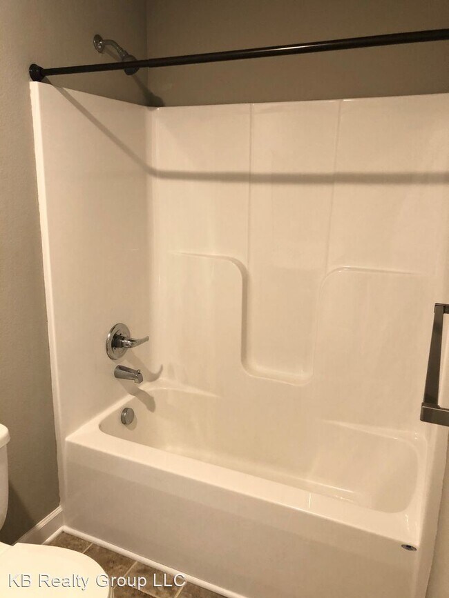 Building Photo - 3 br, 2.5 bath House - 537 Emily Lane