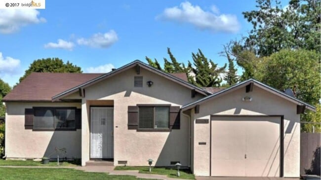 Building Photo - 19650 San Miguel Ave