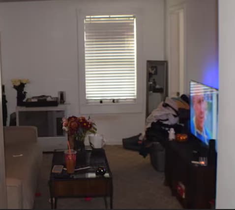 Building Photo - 181 E Shore S