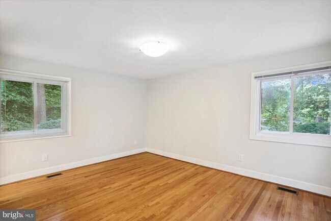 Building Photo - 8206 Stone Trail Dr