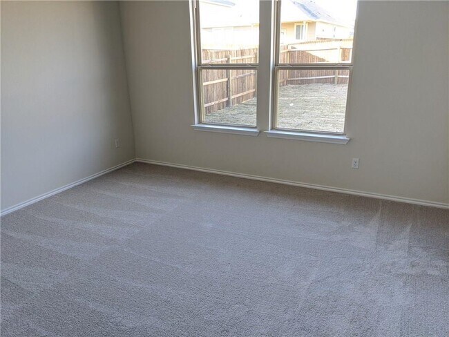Building Photo - 1013 Cliffbrake Wy