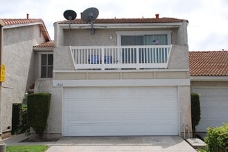 Building Photo - 1302 Gina Dr