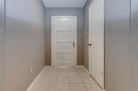 Building Photo - 7659 Winkle Wood Ln