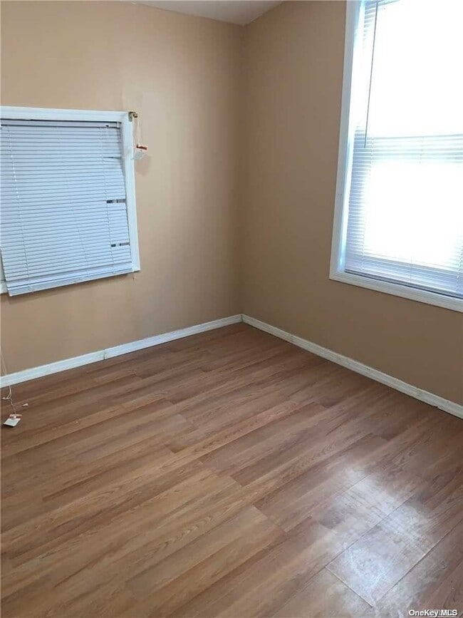 Building Photo - 101-68 130th St