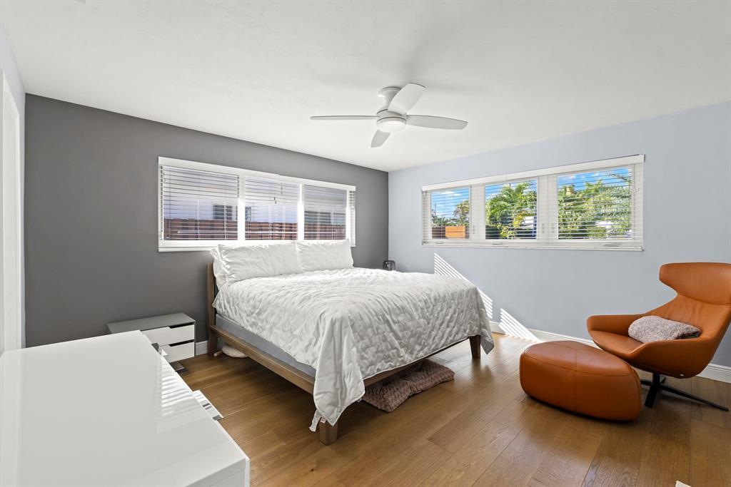 Building Photo - 6251 NE 19th Ter