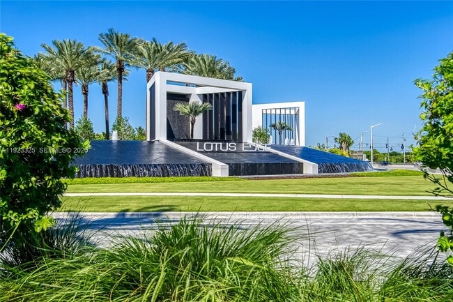 Building Photo - 9362 Tulip Leaf Ct