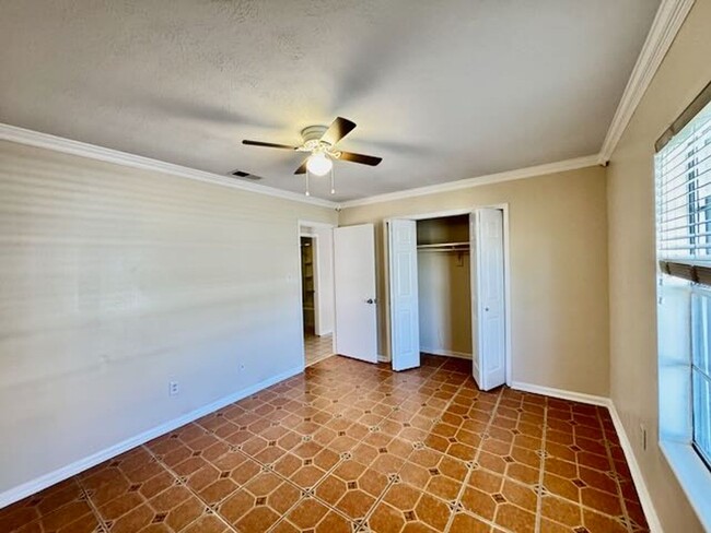 Building Photo - 16806 Castile Ave