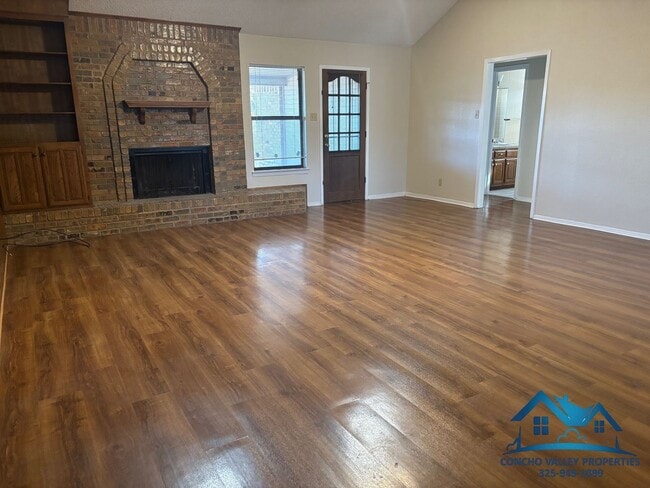 Building Photo - 3625 Briargrove Ln