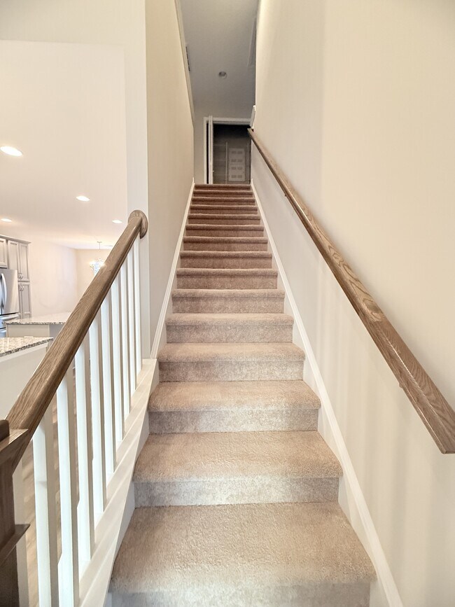 Building Photo - 220 Machrie Lp