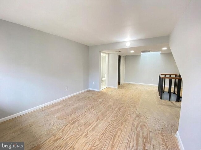 Building Photo - 713 Walnut St