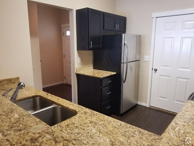Building Photo - Orchard Townhomes