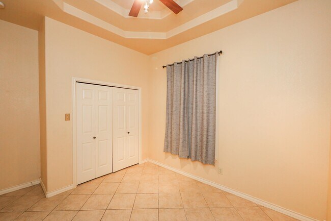 Building Photo - 1237 Whisper Hill Dr