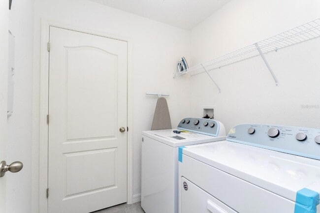 Building Photo - 632 Benoi Dr