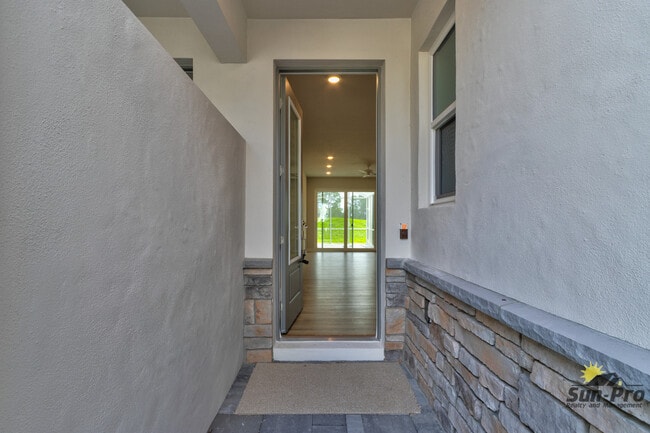 Building Photo - 3046 Isles Wy