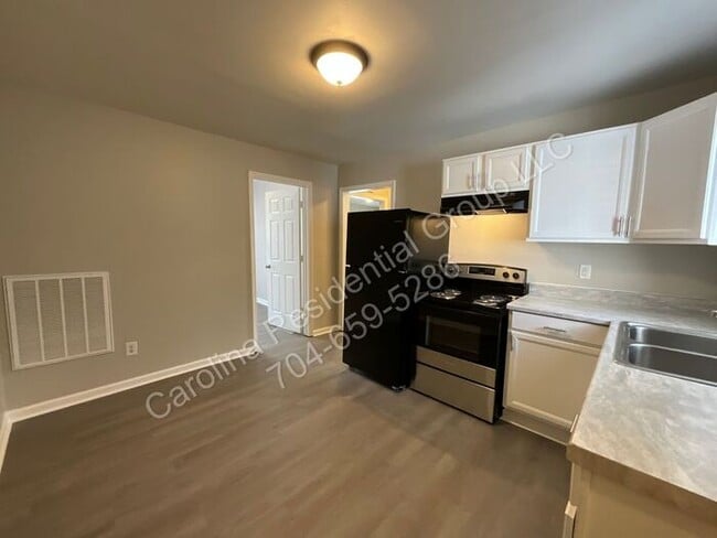 Building Photo - 296 Pecan Ave SW