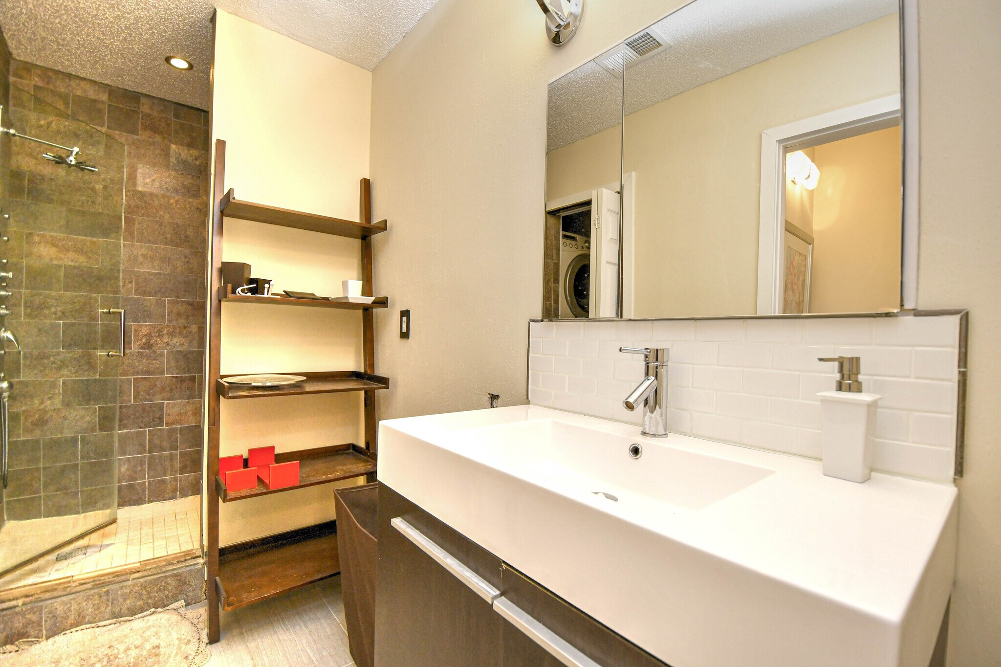 Building Photo - 1038 Portico Loop