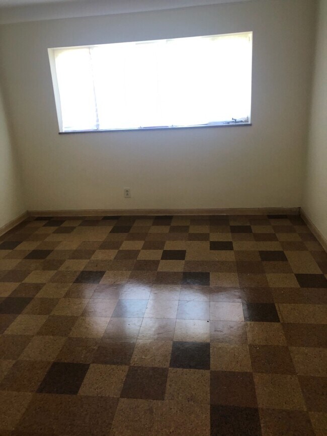 17716 Neff Rd 17716 Neff Rd Cleveland OH 44119 Apartment Finder