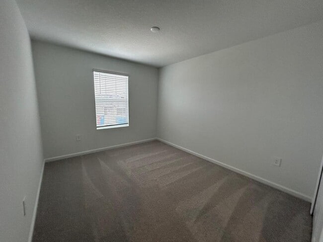 Building Photo - 5680 Portico Pl