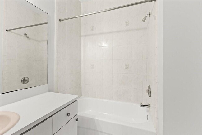 Building Photo - 4903 Schooner Dr