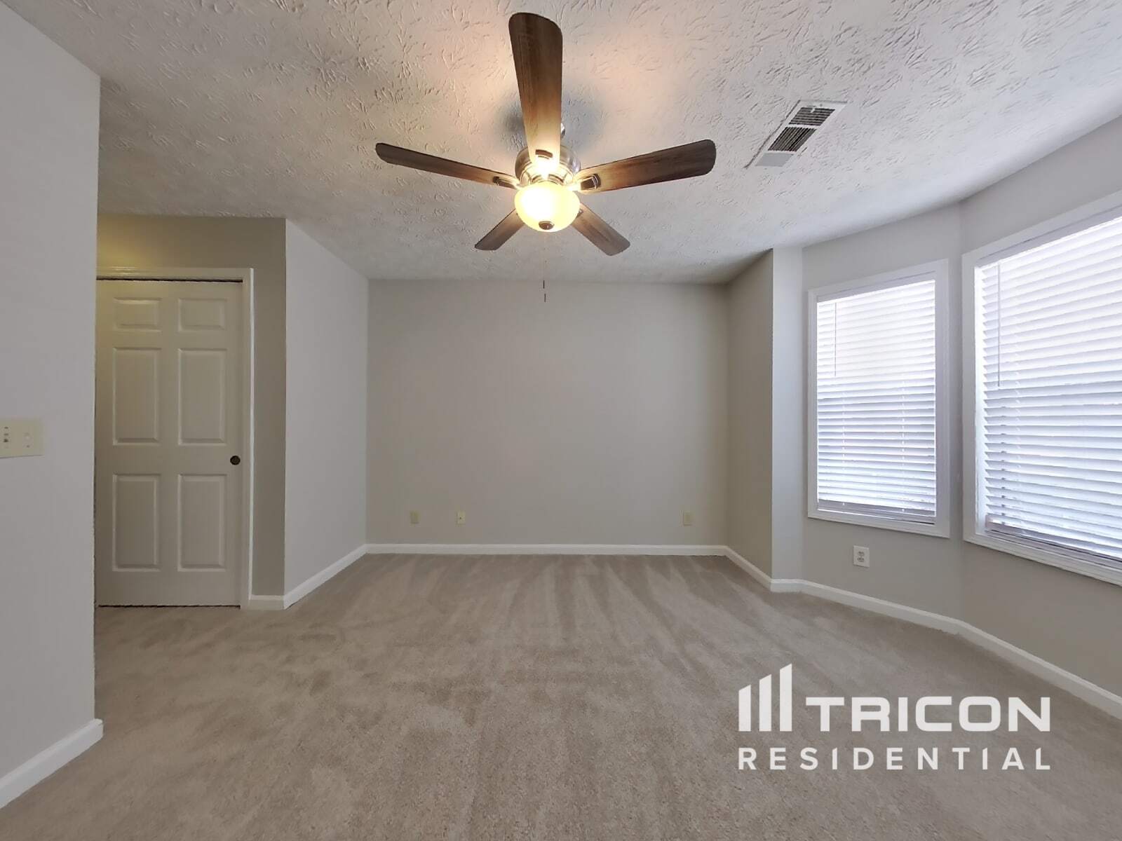 Building Photo - 4265 Tenneyson Ln