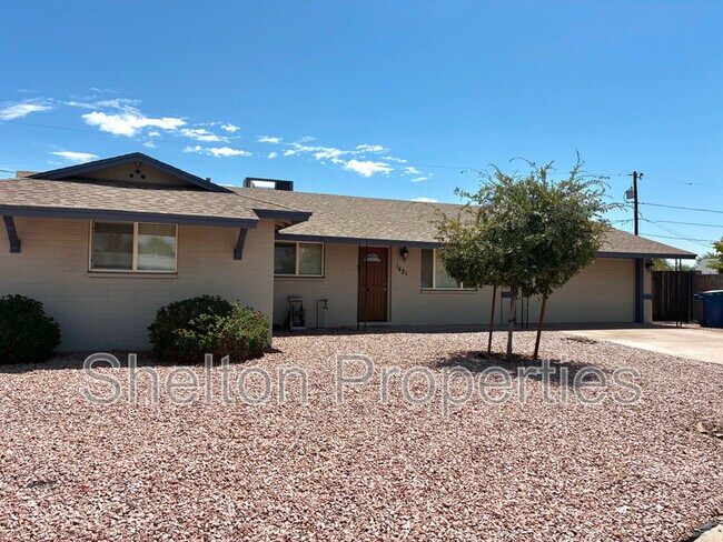 Building Photo - 1421 S Roberts Rd