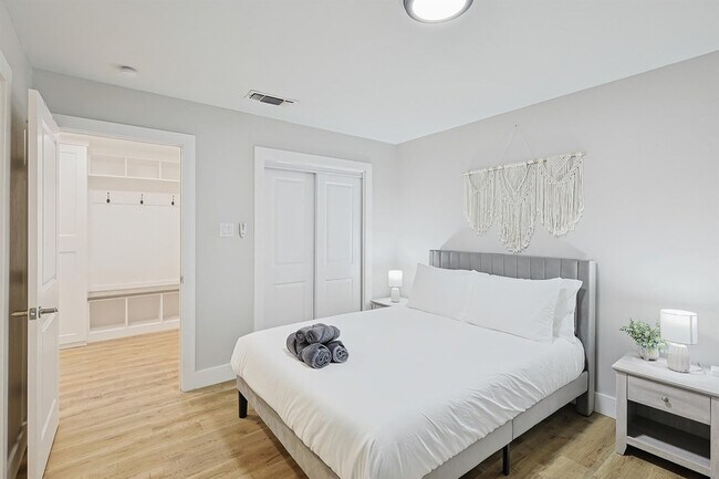 Building Photo - 2368 County Road 852-SI ID1055509P