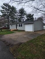 Building Photo - 1200 Hollar Ln