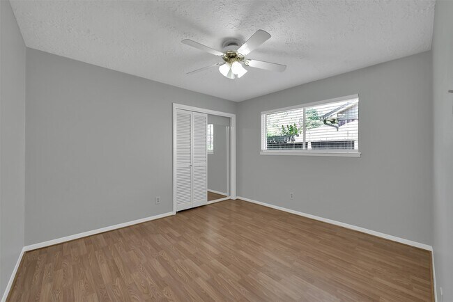 Building Photo - 27121 Wells Ln