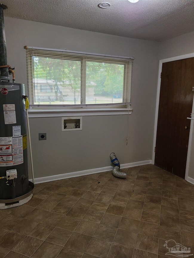 Building Photo - 7758 Kipling St